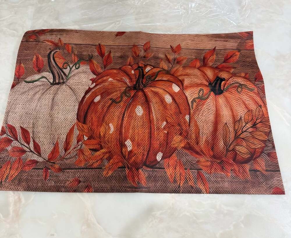 Autumn Pumpkin Placemat 12x17 Leaves
